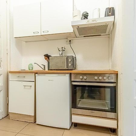 Chic Apartment- Suitable For Longstays Near Matzleinsforferplatz Bécs Kültér fotó