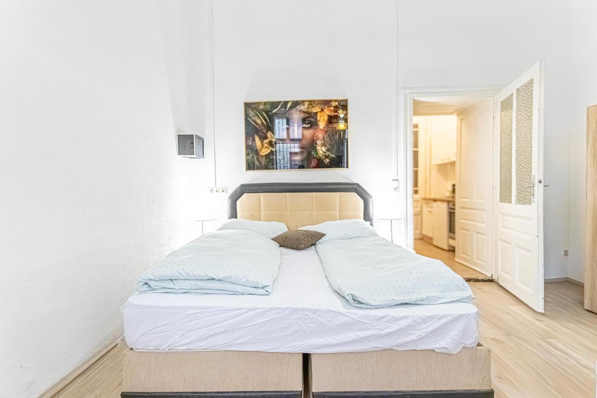 Chic Apartment- Suitable For Longstays Near Matzleinsforferplatz Bécs Kültér fotó